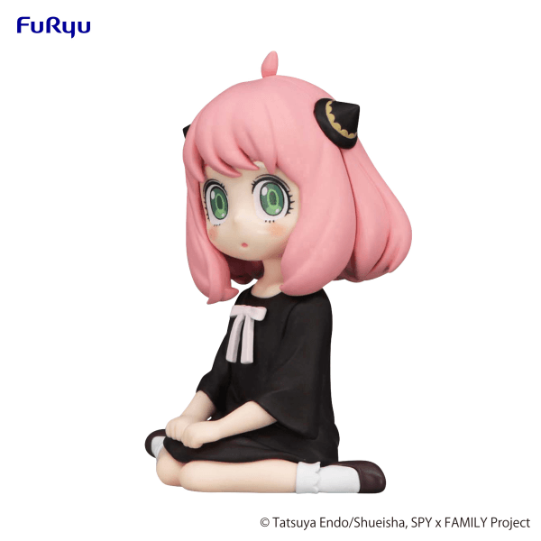 SPY×FAMILY Noodle Stopper Figure -Anya Forger Sitting on the Floor - POKÉ JEUX