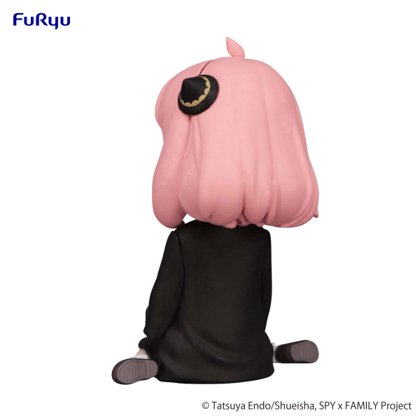 SPY×FAMILY Noodle Stopper Figure -Anya Forger Sitting on the Floor - POKÉ JEUX