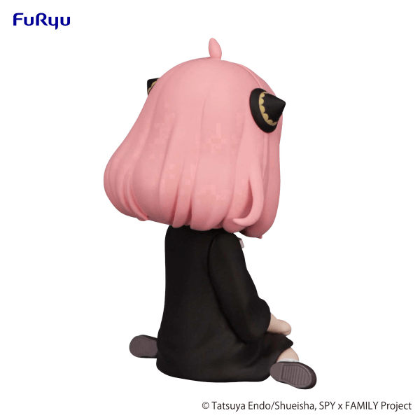 SPY×FAMILY Noodle Stopper Figure -Anya Forger Sitting on the Floor - POKÉ JEUX