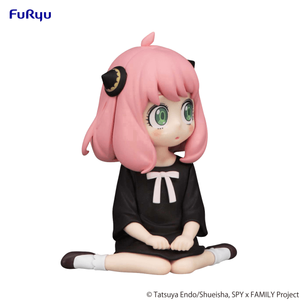 SPY×FAMILY Noodle Stopper Figure -Anya Forger Sitting on the Floor - POKÉ JEUX