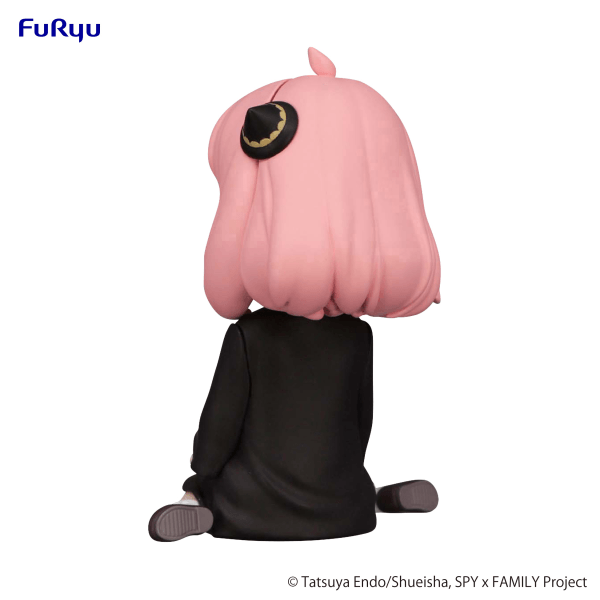 SPY×FAMILY Noodle Stopper Figure -Anya Forger Sitting on the Floor Smile ver. - POKÉ JEUX