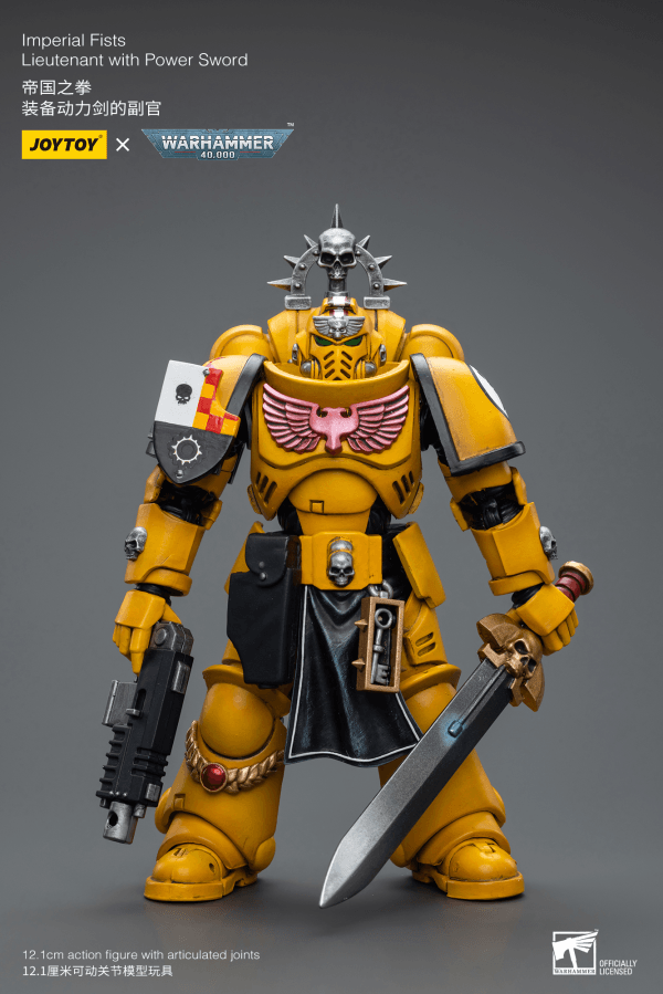 Imperial Fists Lieutenant with Power Sword - 1/18 scale - POKÉ JEUX