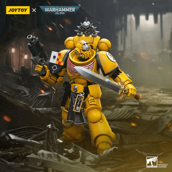 Imperial Fists Lieutenant with Power Sword - 1/18 scale - POKÉ JEUX