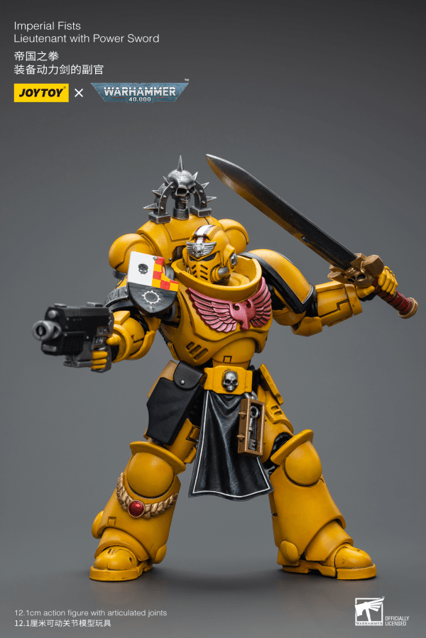 Imperial Fists Lieutenant with Power Sword - 1/18 scale - POKÉ JEUX