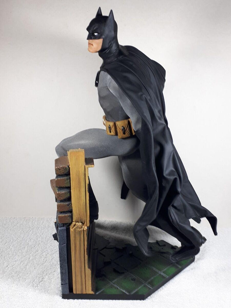 Batman Museum Quality Statue - Used - POKÉ JEUX