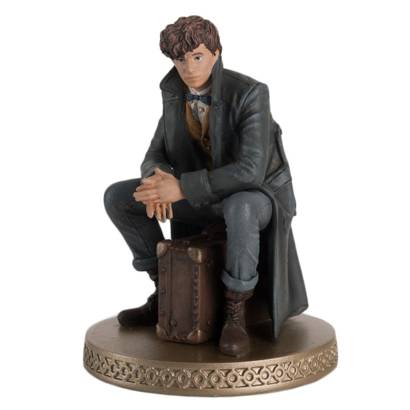 Fantastic Beasts - Newt Scamandar 1/16 scale - POKÉ JEUX - 5059072004794 - 5059072004794