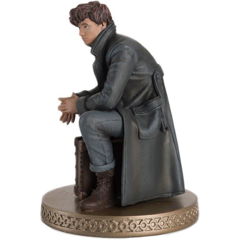 Fantastic Beasts - Newt Scamandar 1/16 scale - POKÉ JEUX - 5059072004794 - 5059072004794