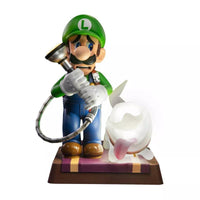 Luigi’s Mansion 3: Light-up Luigi and Polterpup Statue 9" COLL ED - POKÉ JEUX - 761568005684 - 761568005684