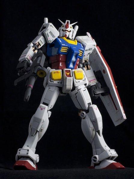 RG 01 RX-78-2 Gundam 1/144 - POKÉ JEUX - 5061594 - 4573102615947